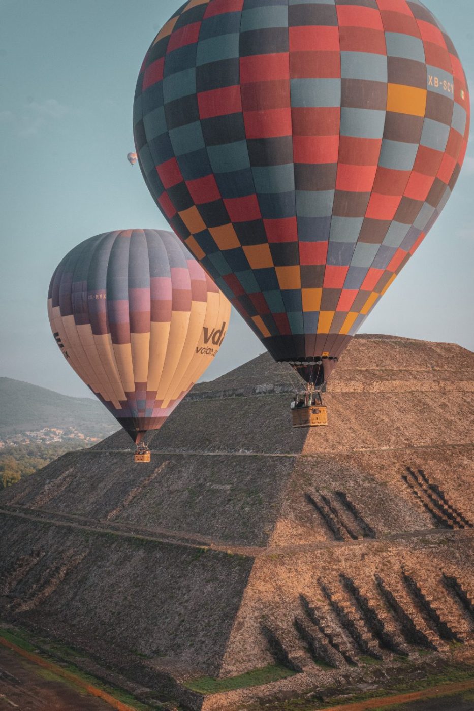 hot air balloon in mexico city